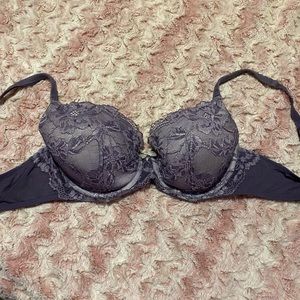 Victoria secrets sz 38c underwire bra